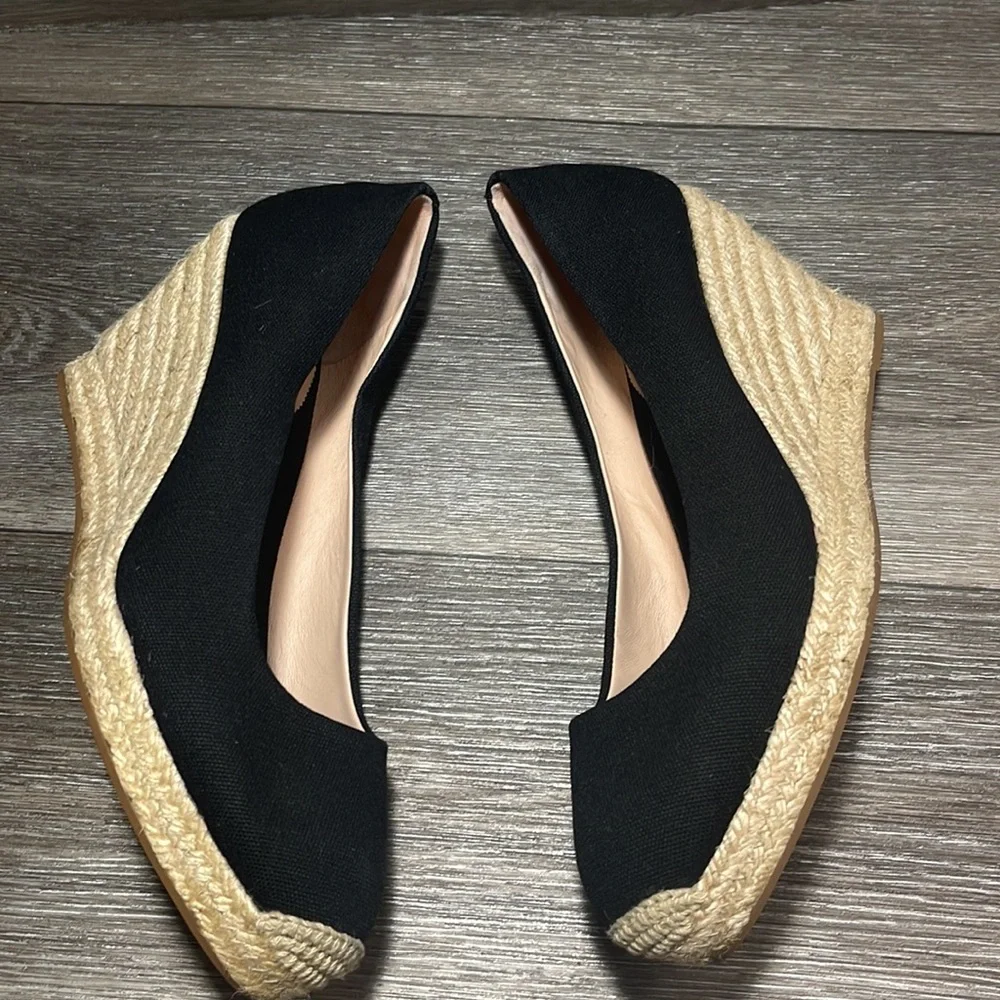 J Crew woman’s platform size 10.5 (n7)